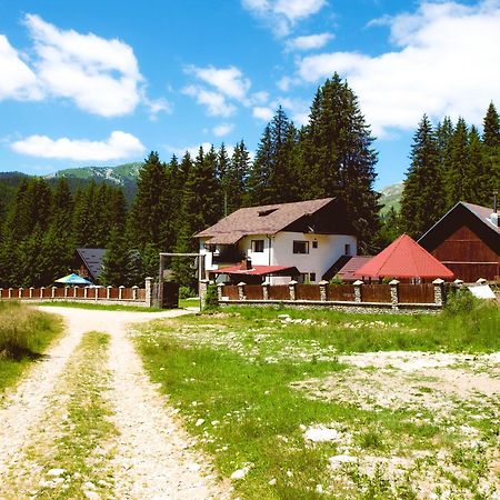 Mounthoff Retreat Βίλα Moroeni Εξωτερικό φωτογραφία