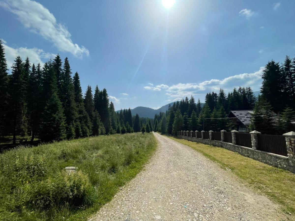 Mounthoff Retreat Βίλα Moroeni Εξωτερικό φωτογραφία