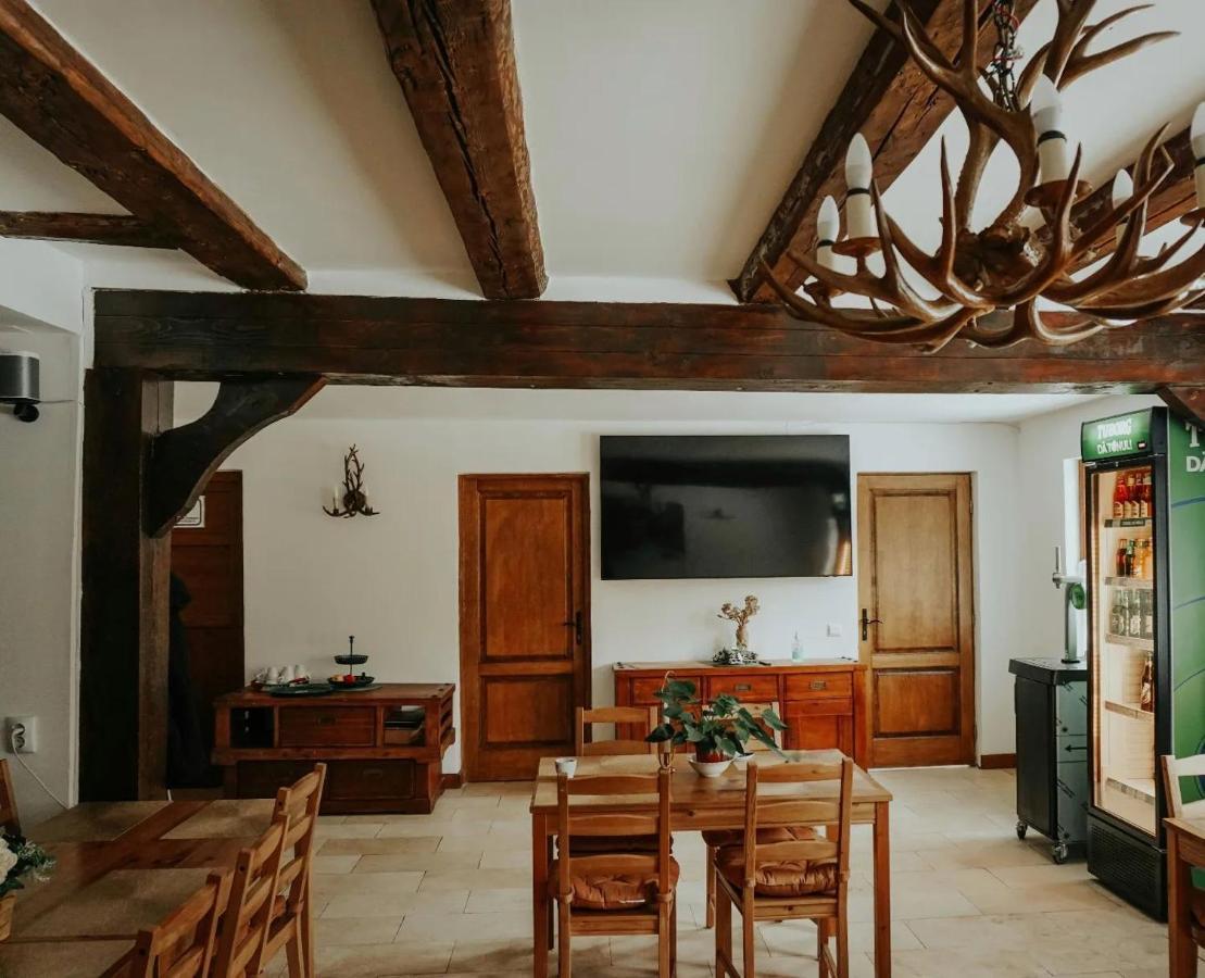 Mounthoff Retreat Βίλα Moroeni Εξωτερικό φωτογραφία