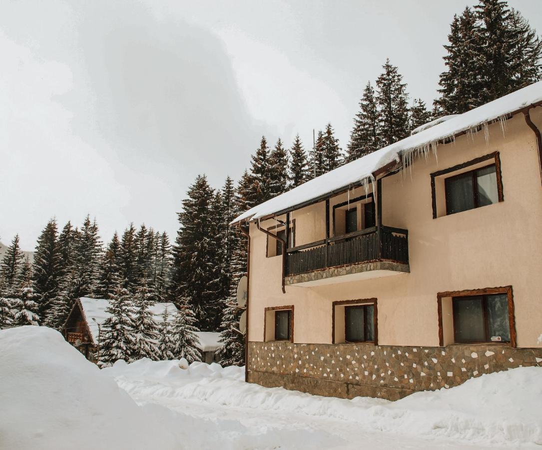 Mounthoff Retreat Βίλα Moroeni Εξωτερικό φωτογραφία