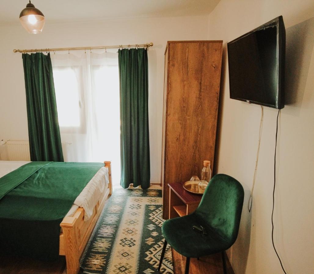Mounthoff Retreat Βίλα Moroeni Εξωτερικό φωτογραφία