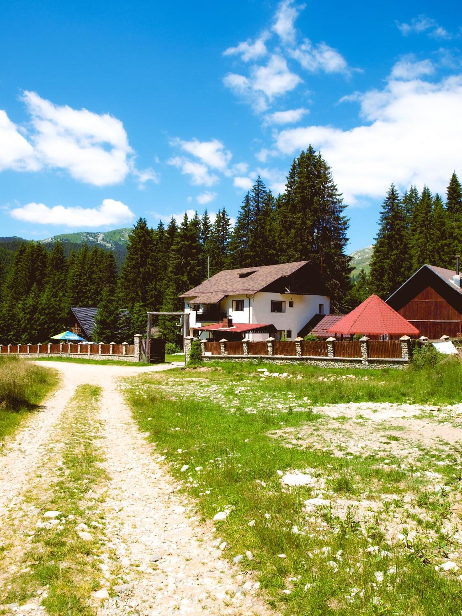 Mounthoff Retreat Βίλα Moroeni Εξωτερικό φωτογραφία